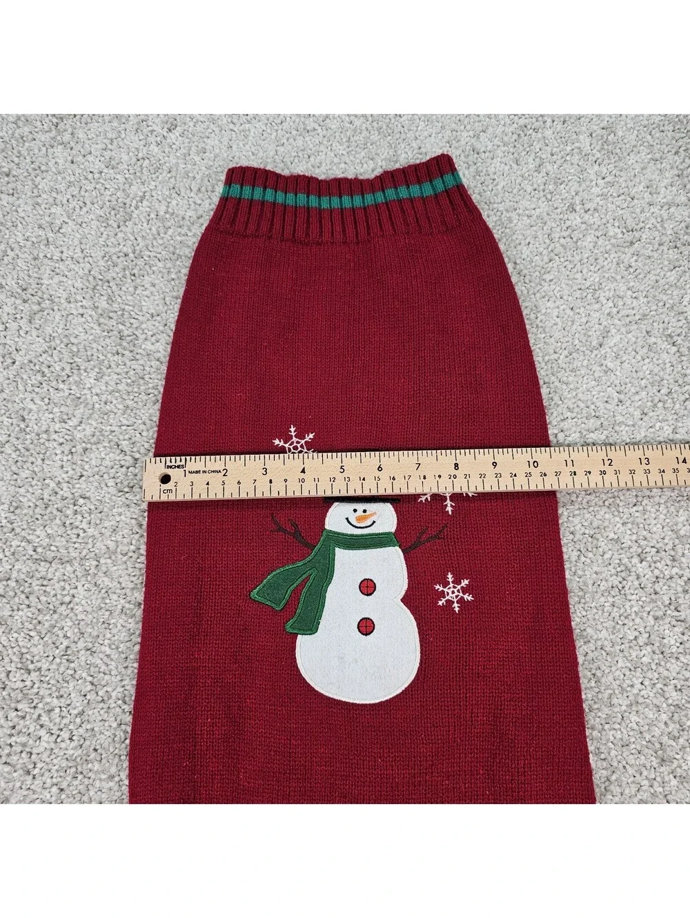 Petco Christmas Winter Sweater Embroidered Snowman Tagged XL Measures Medium